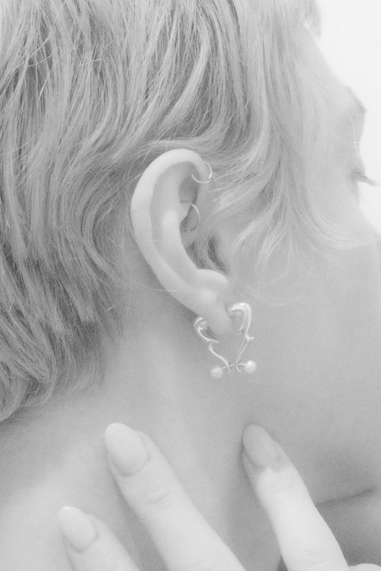  몬도 몬도 이어링 Mondo Mondo 화염 후프 스털링 실버 - MONDO MONDO