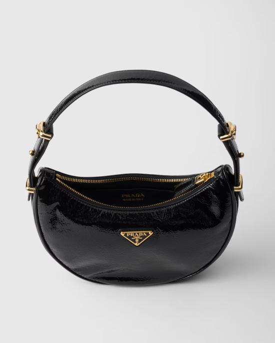 26SS 프라다 아르케 나플락 페이턴트 레더 숄더백 1BC1942DNTF0002 V OOO Black - PRADA
