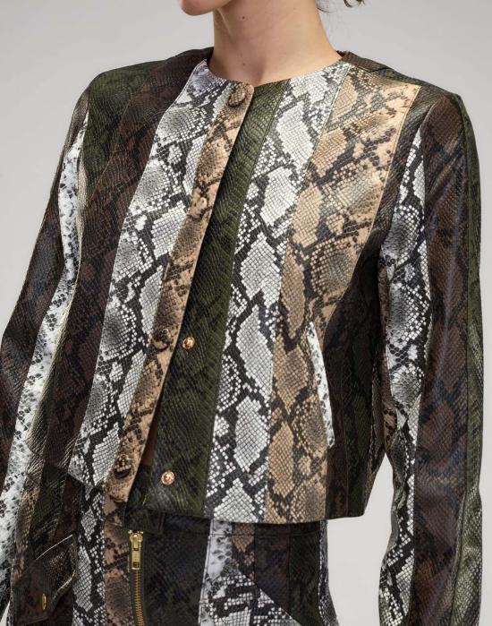  신시아 로리 가죽 자켓 신시아 로울리 스네이크 엠보싱 비건 가죽 크롭 재킷 - CYNTHIA ROWLEY