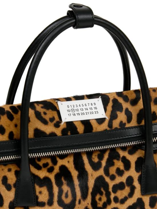 25FW 마르지엘라 5AC 이스트 웨스트 미디움핸드백 SB1WD0056P8316 HA923 LEOPARD BLACK - MAISON MARGIELA