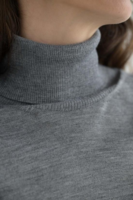  보부틱 터틀넥 레비티 - BOBOUTIC