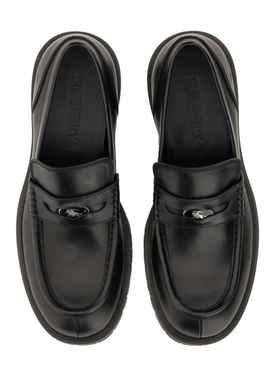 25FW 버버리 레더 로그 로퍼 8111385 A1189 BLACK - BURBERRY