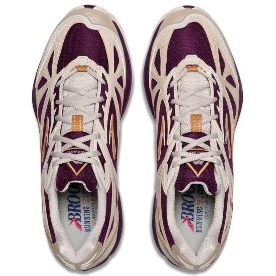 25FW 브룩스 스니커즈 110502 - BROOKS