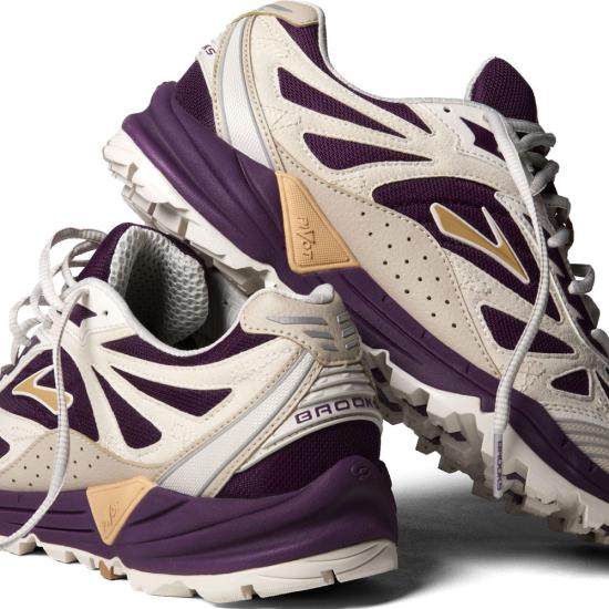 25FW 브룩스 스니커즈 110502 - BROOKS