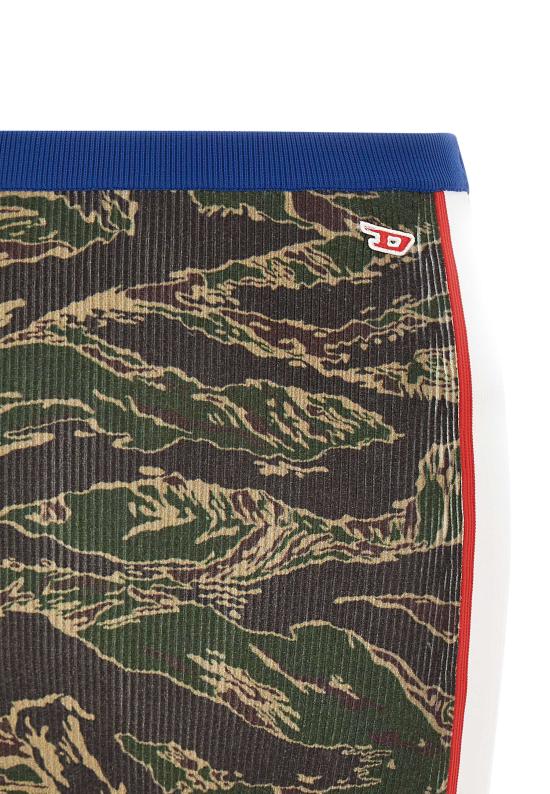 25FW 디젤 미디 스커트 A19665 0NKCN51FA MultiColour - DIESEL