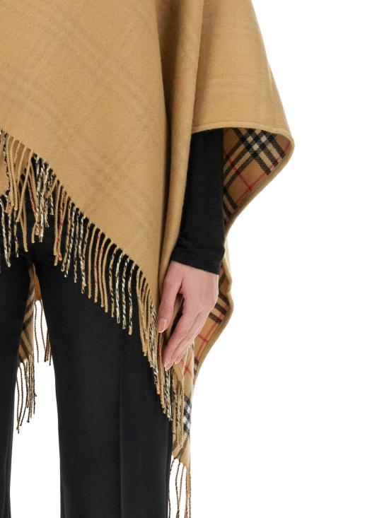 26SS 버버리 체크 울 리버시블 케이프 8071673 A7026 BEIGE - BURBERRY