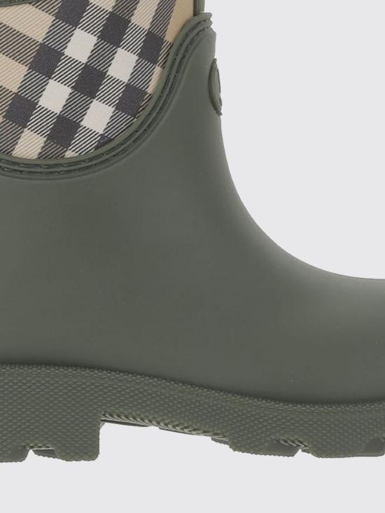 25FW 버버리 마쉬 스탬프 로우 부츠 8111711 Green - BURBERRY