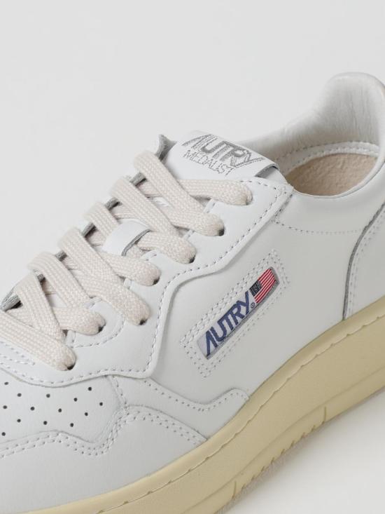 25FW 오트리 메달리스트 로우 스니커즈 AULWLL06 White - AUTRY