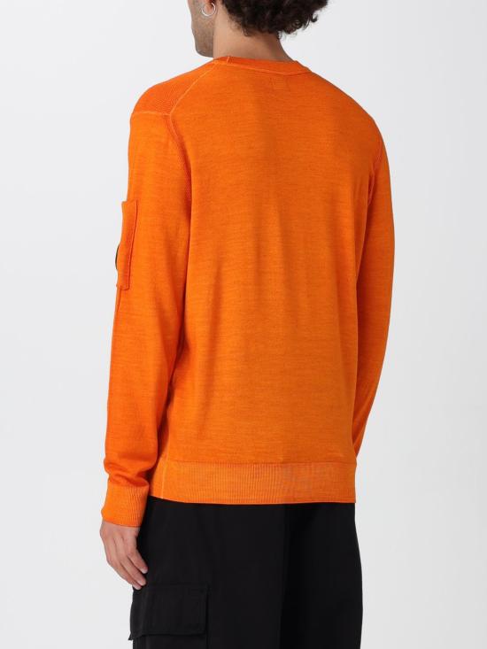25FW 씨피 컴퍼니 스웨터 19CMKN024A003247F 434 Orange - C.P. COMPANY