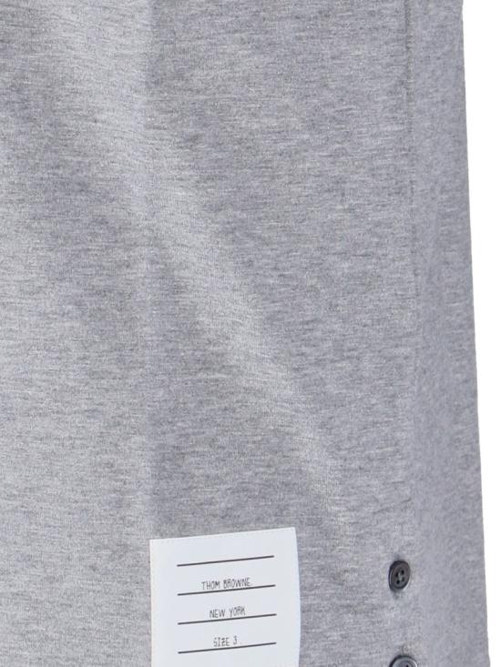  톰브라운 미디움 웨이트 저지 팁 포켓 크루넥 티셔츠 MJS010A 01454055 Grey - THOM BROWNE