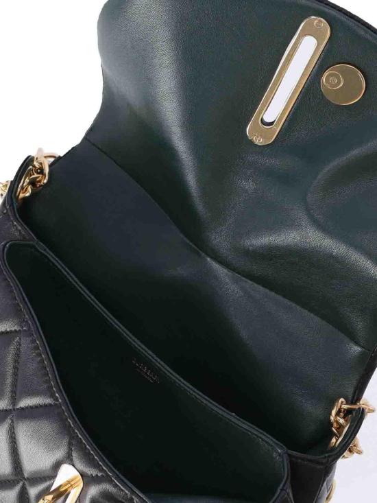 버버리 퀼티드 락킹 호스 백 8104628 Black - BURBERRY
