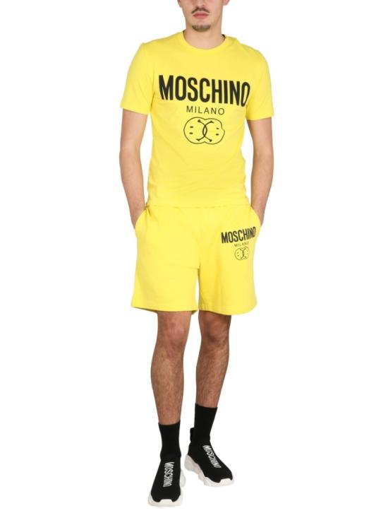  모스키노 숏팬츠 03472028 1032 Yellow - MOSCHINO