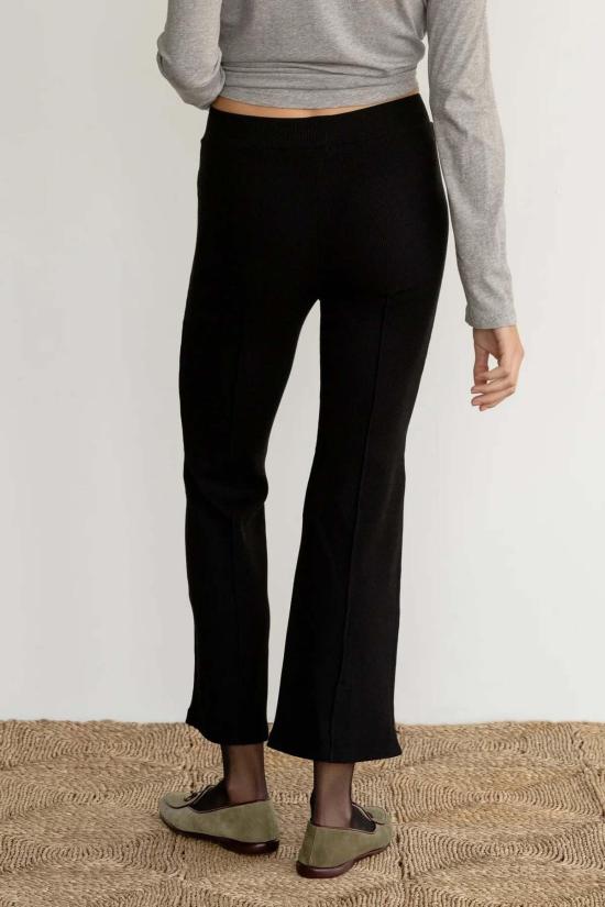  도니 크롭 팬츠 . 리브킥 플레어 팬츠 - DONNI.