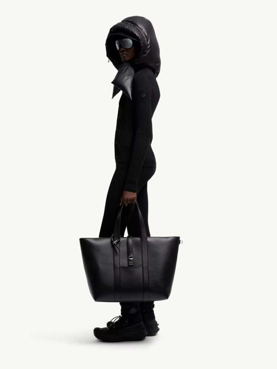 25FW 몽클레어 숄더백 K24035D00001M6692 999 Black - MONCLER