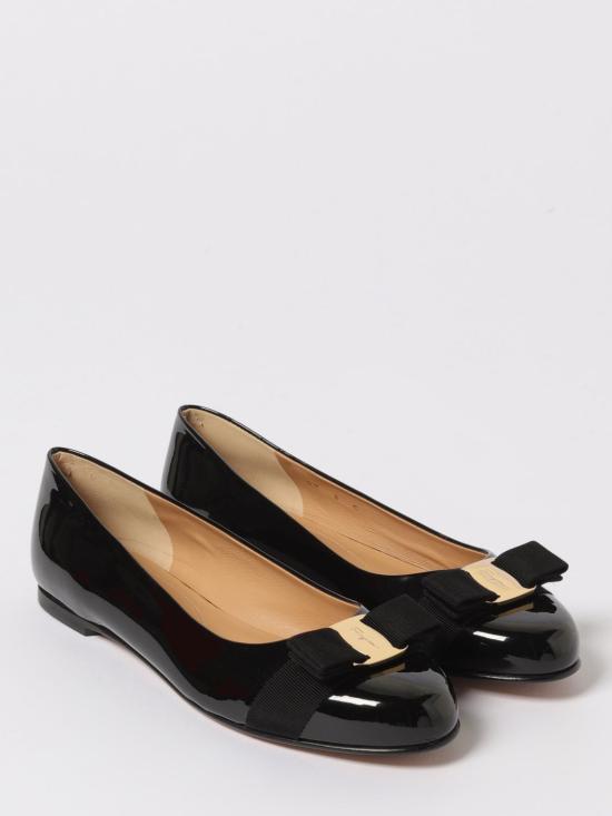 25FW 살바토레 페라가모 01J070 782036 007 Black - SALVATORE FERRAGAMO