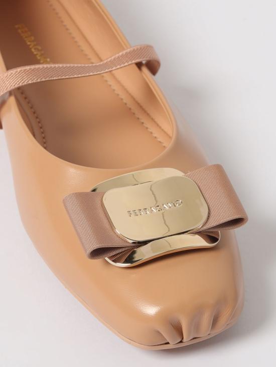 25FW 살바토레 페라가모 바라 보우 발레 플랫 01H345 785210 016 Blush Pink - SALVATORE FERRAGAMO
