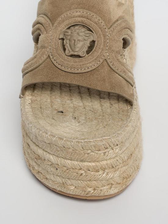 25SS 베르사체 드레스 슈즈 10178521A13293 1K880 Beige - VERSACE