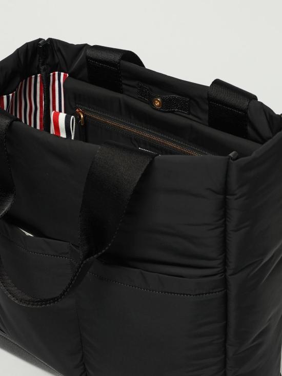 25FW 톰브라운 숄더백 UAG228A07259 001 Black - THOM BROWNE