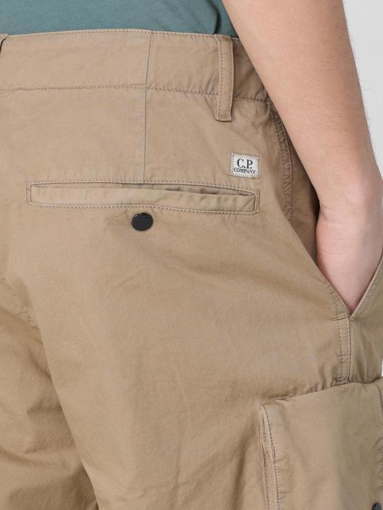 25FW 씨피 컴퍼니 숏팬츠 18CMBE315A110340O 305 Beige - C.P. COMPANY