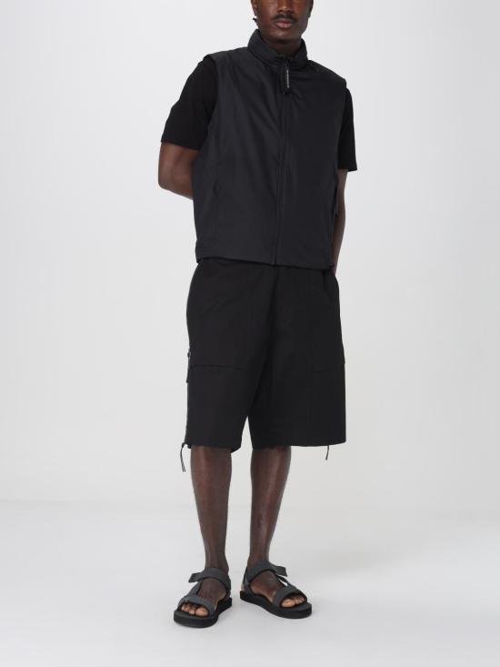 25FW 씨피 컴퍼니 숏팬츠 18CLBE010A006450A 999 Black - C.P. COMPANY