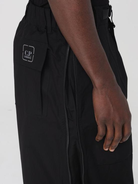 25FW 씨피 컴퍼니 숏팬츠 18CLBE010A006450A 999 Black - C.P. COMPANY