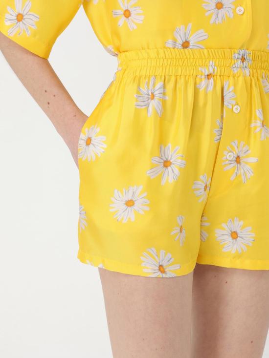 25FW 모스키노 숏팬츠 03360561 1024 Yellow - MOSCHINO