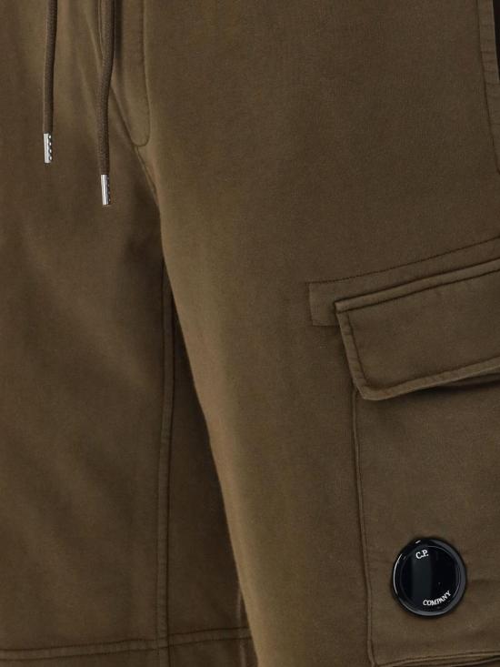 25FW 씨피 컴퍼니 숏팬츠 18CMSB101A110044G 683 Green - C.P. COMPANY