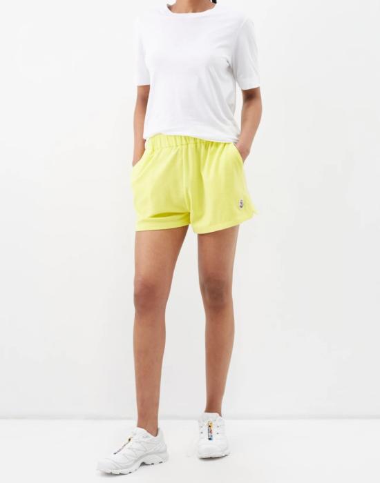 25SS 몽클레어 숏팬츠 I10938H00022596LS11C Yellow - MONCLER