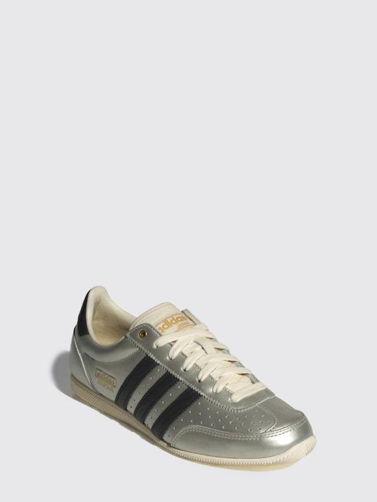 25FW 아디다스 재팬 스니커즈 JS4015 Silver - ADIDAS