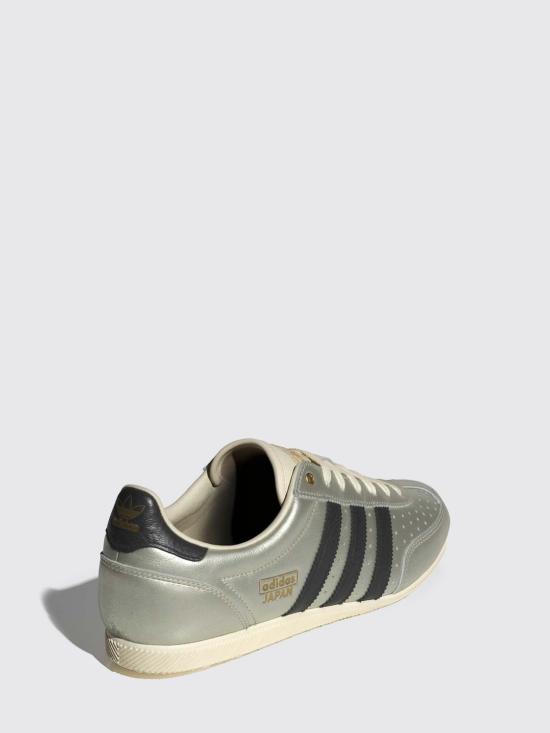 25FW 아디다스 재팬 스니커즈 JS4015 Silver - ADIDAS