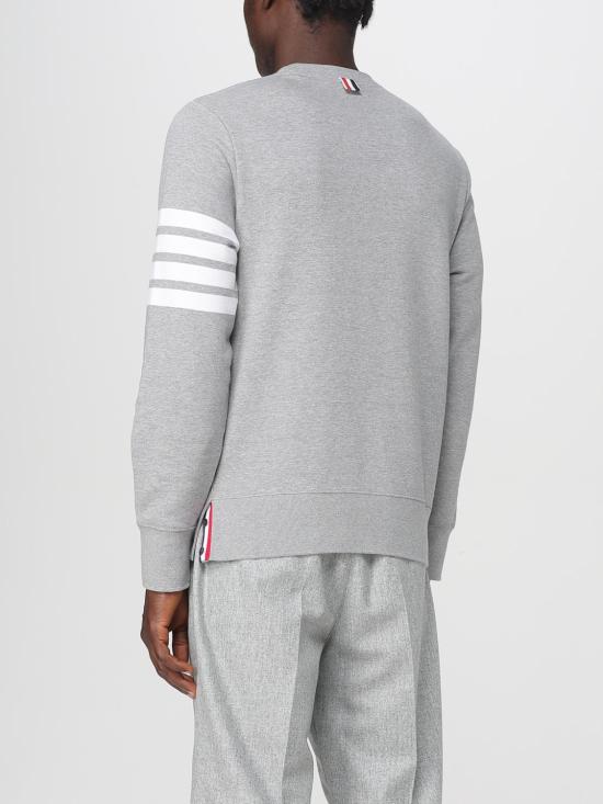 26SS 톰브라운 로고 패치 엔지니어드 4바 스웨트셔츠 MJT021H068 068 Grey - THOM BROWNE