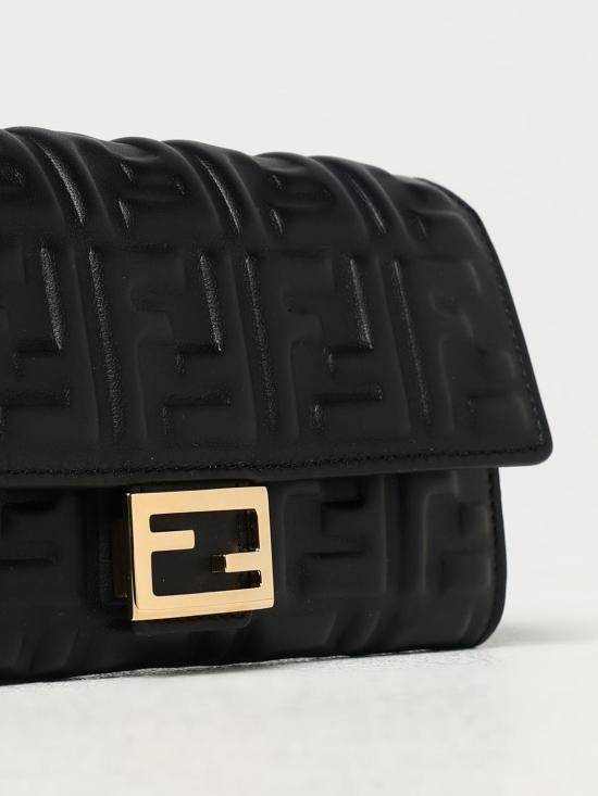 26SS 펜디 바게트 나파 레더 체인 장지갑 8M0365AAJD F0KUR Black - FENDI