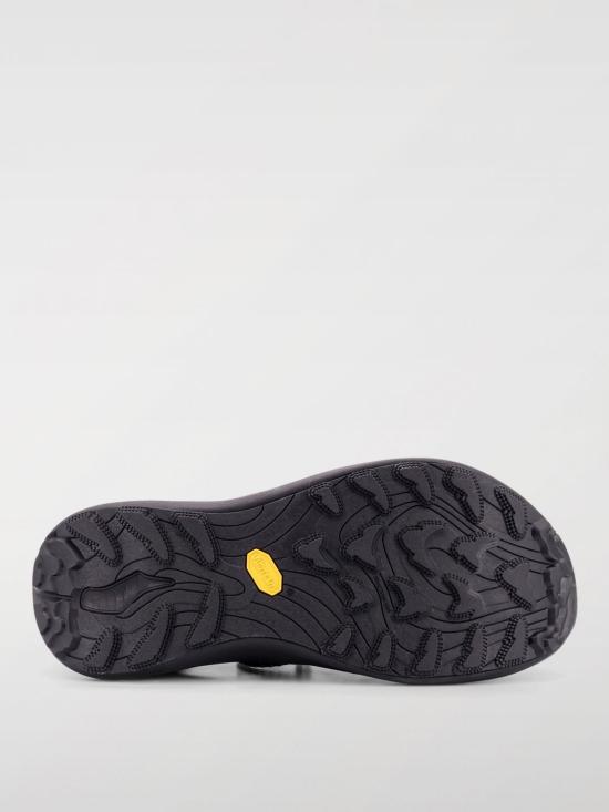 25FW 로아 스니커즈 NBUW121FA19 BLK0001 Black - ROA