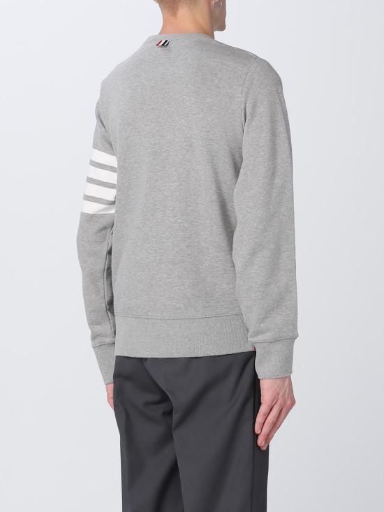25FW 톰브라운 로고 패치 엔지니어드 4바 스웨트셔츠 MJT021H00535 068 Grey - THOM BROWNE