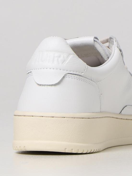 26SS 오트리 메달리스트 로우 스니커즈 AULMLL15 White - AUTRY