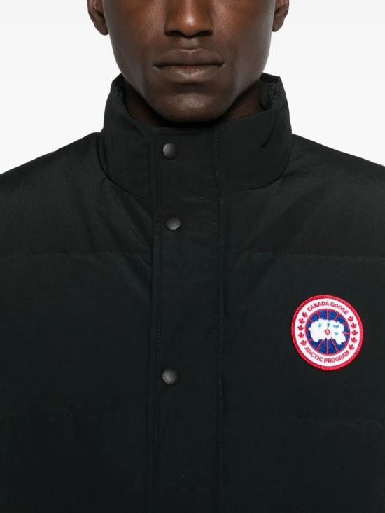 25FW 캐나다구스 프리스타일 크루 베스트 블랙 라벨 4159M9061 BLACK DOM - CANADA GOOSE