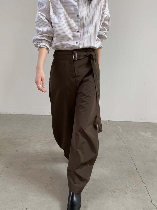  더 엔케이씨 스토어 스트레이트 팬츠 Nkc 스토어 벨티드 배럴 팬츠 브라운 - The NKC Store