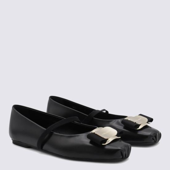 26SS 살바토레 페라가모 플랫 슈즈 76886801H345005 Black - SALVATORE FERRAGAMO