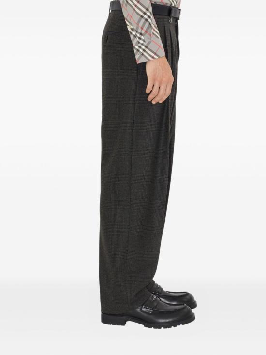 25FW 버버리 레귤러핏 체크 코튼 셔츠 8113533 C3173 Grey - BURBERRY