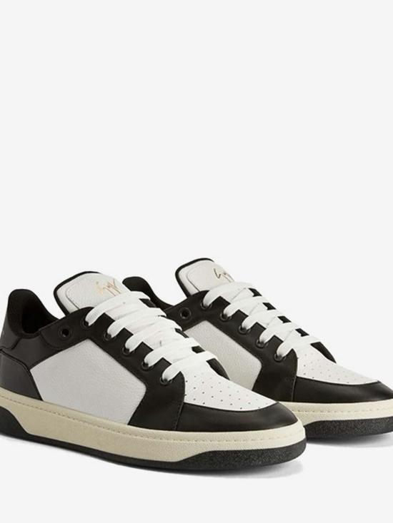 25SS 쥬세페자노티 스니커즈 RM40010002 White - GIUSEPPE ZANOTTI