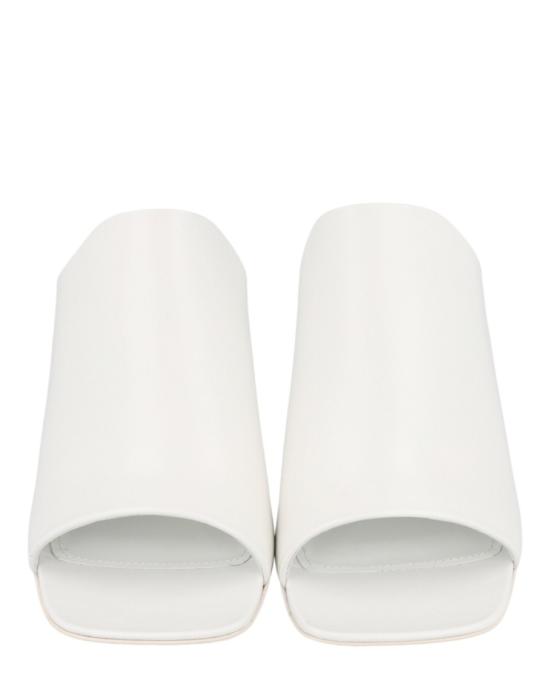  살바토레 페라가모 뮬/슬리퍼 01G519 766451 1D 10002 6 5 White - SALVATORE FERRAGAMO