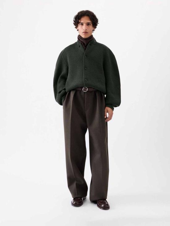 25FW 자크뮈스 봄버 자켓 25HCDM00567AK00278 580DARK KHAKI DARK GREEN - JACQUEMUS