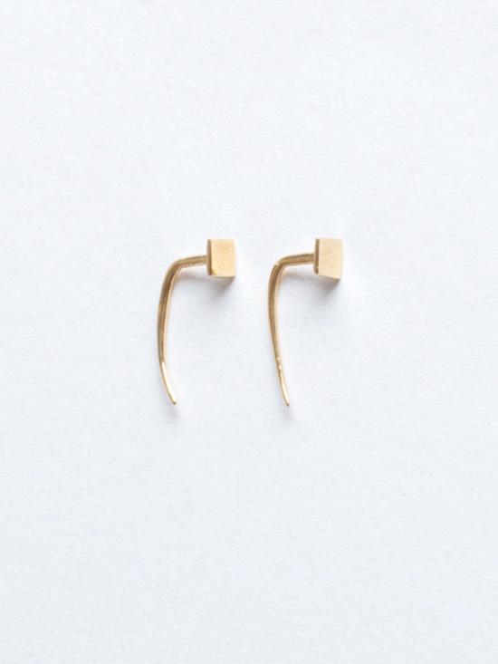  가브리엘라 아티가스 이어링 가브리엘라 아르티가스 스퀘어 터스크 귀걸이 14k