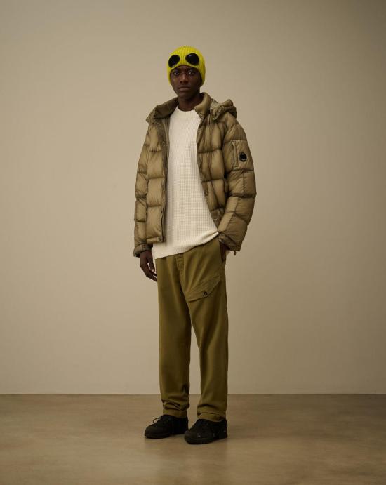 25FW 씨피 컴퍼니 코튼 셔닐 크루넥 스웨터 19CMKN023A005558G 103 Gauze white - C.P. COMPANY