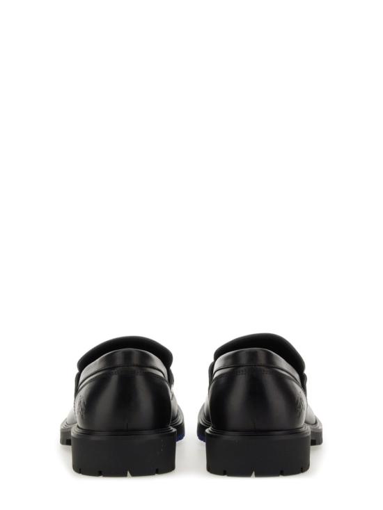 25FW 버버리 레더 로그 로퍼 8111385 A1189 Black - BURBERRY