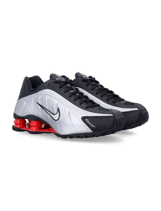 25FW 나이키 샥스 R4 AR3565 011 BLACK METALLIC SILVER - NIKE