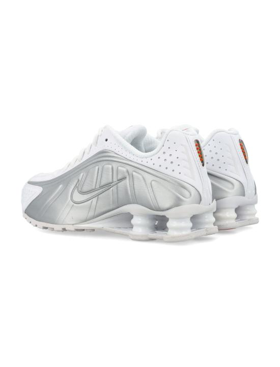 25FW 나이키 샥스 R4 AR3565 101 WHITE METALLIC SILVER - NIKE