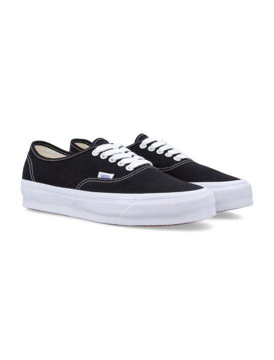 25FW 반스 스니커즈 VN000CQABA21 Nero - VANS