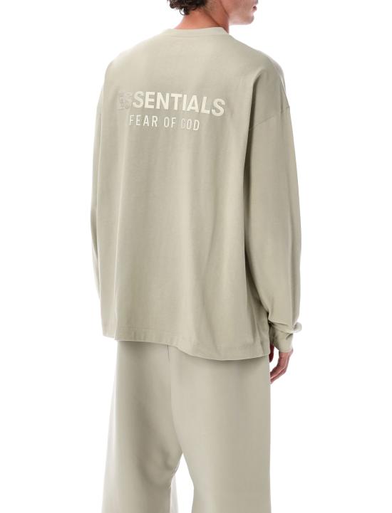 25FW 피어오브갓 메탈릭 로고 클래식 롷 슬리브 티셔츠 125SP254206F AS ABBEY STONE - FEAR OF GOD