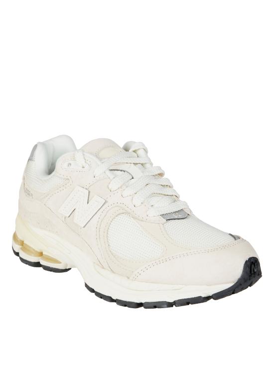 25FW 뉴발란스 2002R 스니커즈 M2002RCC SAND BEIGE - NEW BALANCE